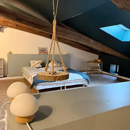 Familial Accès Piscine Intérieure Chauffée *